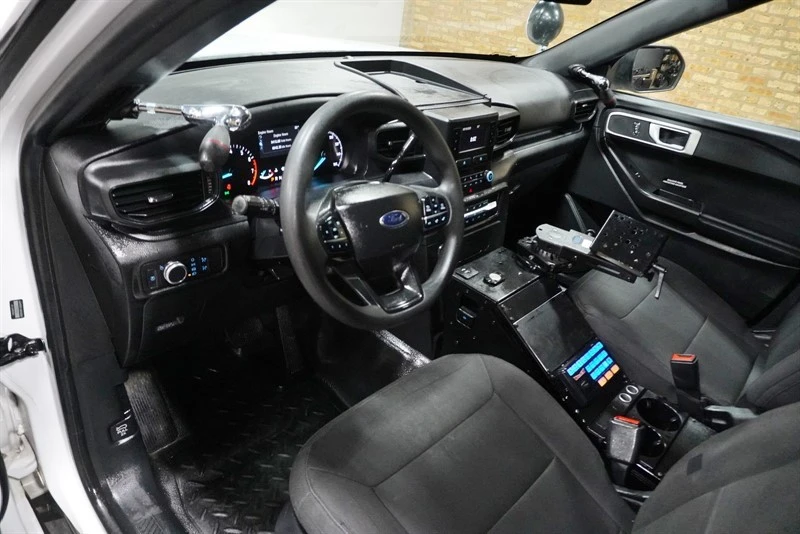 2022 Ford Explorer 6th Gen - Image 20 of 21