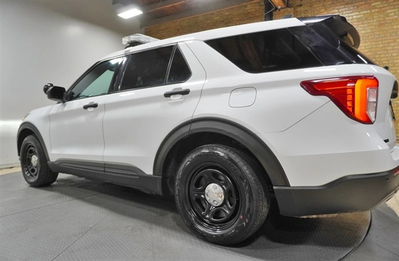 2022 Ford Explorer 6th Gen - Image 17 of 21
