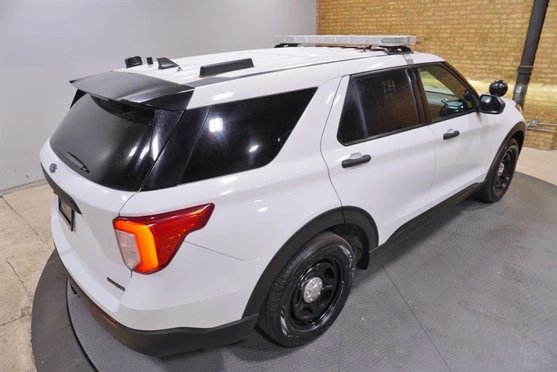 2022 Ford Explorer 6th Gen - Image 11 of 21