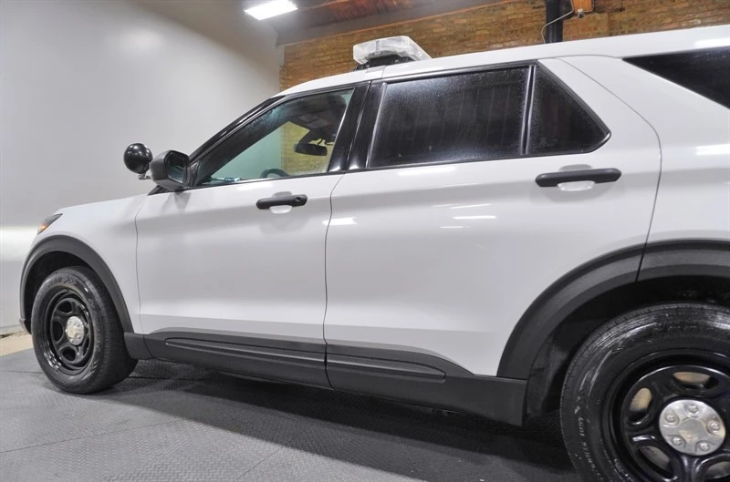 2022 Ford Explorer 6th Gen - Image 19 of 21