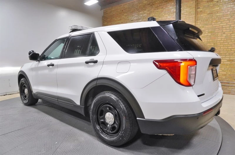 2022 Ford Explorer 6th Gen - Image 16 of 21