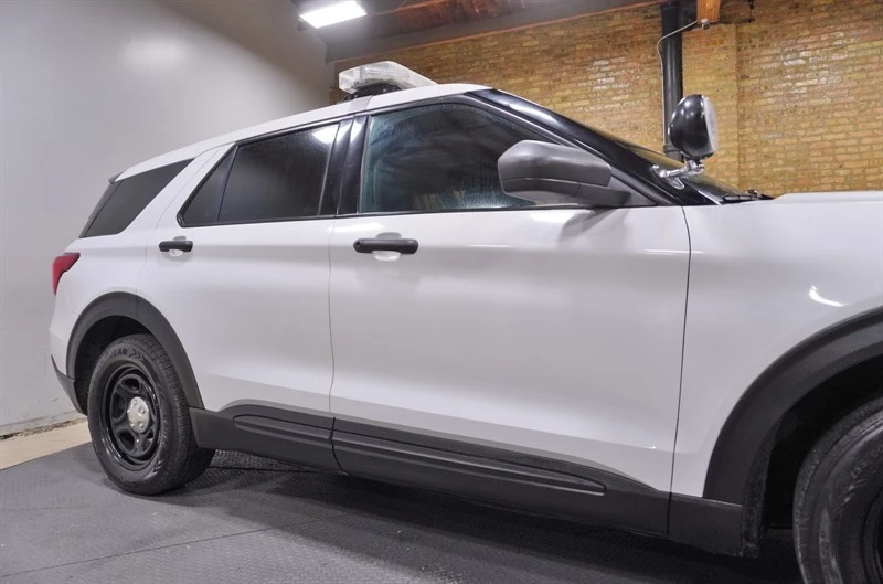 2022 Ford Explorer 6th Gen - Image 9 of 21