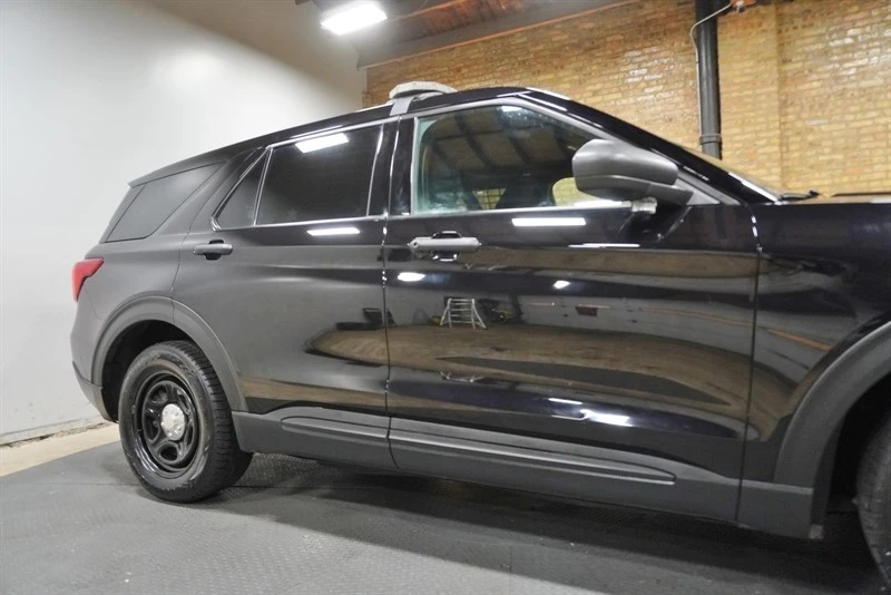 2022 Ford Explorer 6th Gen - Image 9 of 21
