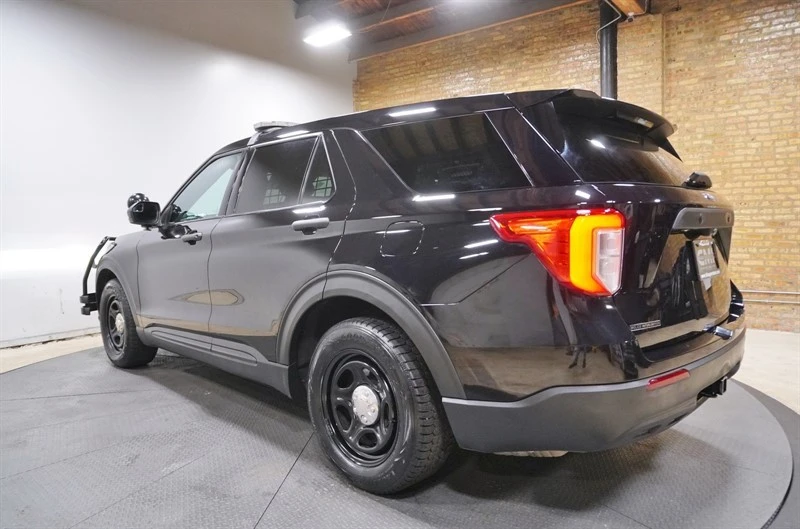 2022 Ford Explorer 6th Gen - Image 16 of 21