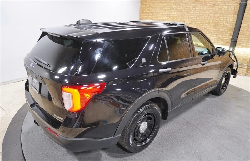 2022 Ford Explorer 6th Gen - Image 11 of 21