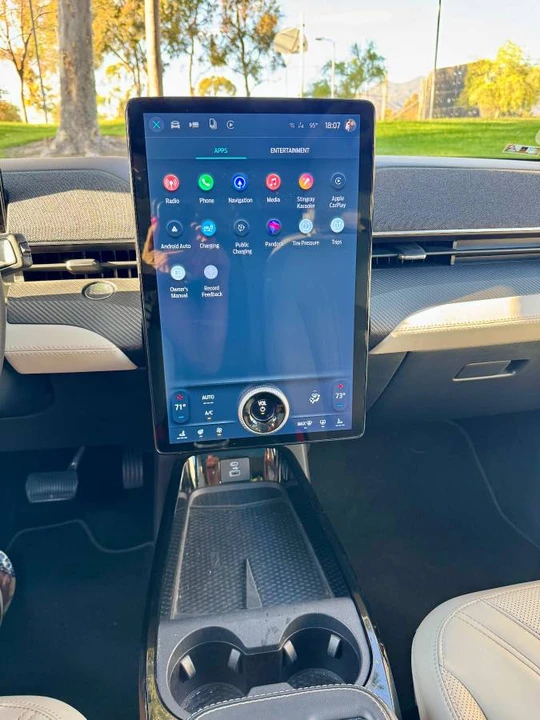 2022 Ford Mustang Mach-E - Image 13 of 18