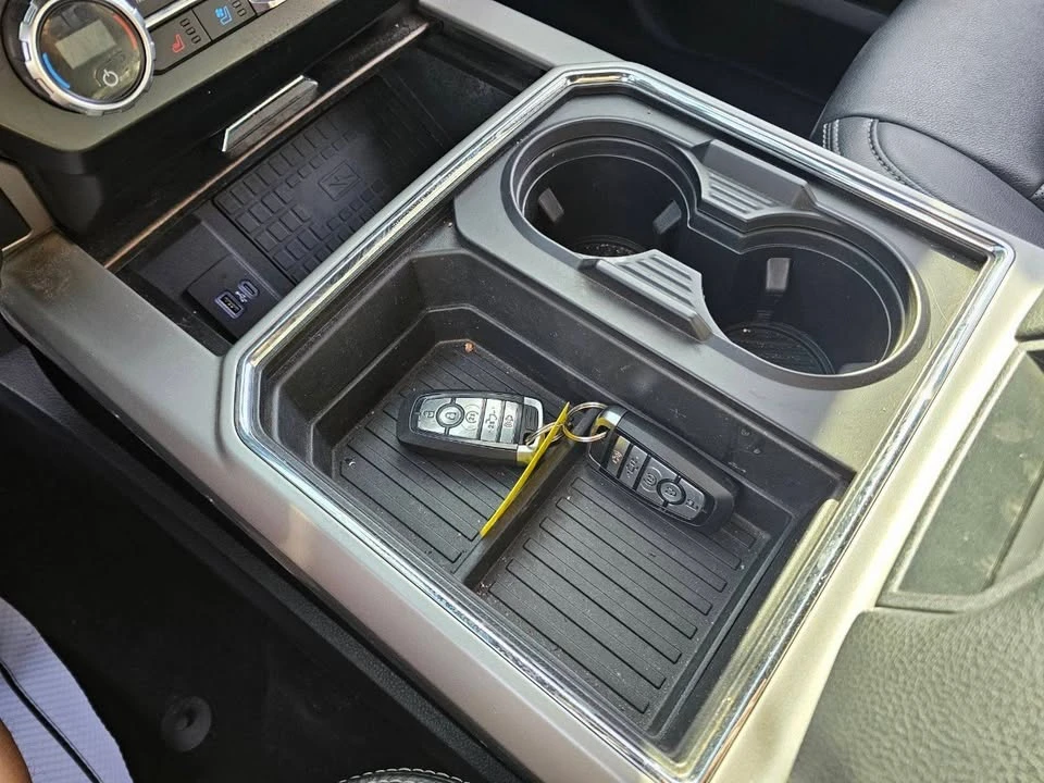 2022 Ford Super Duty 4th Gen - Image 16 of 19