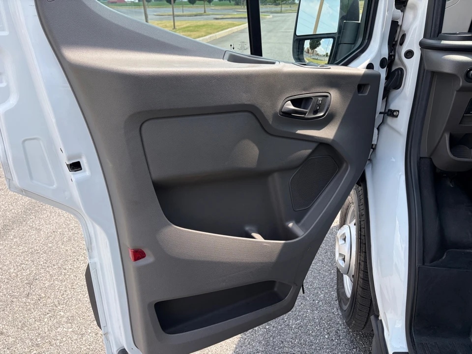2022 Ford Transit - Image 14 of 31