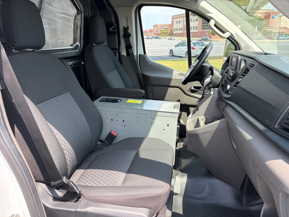 2022 Ford Transit - Image 23 of 31