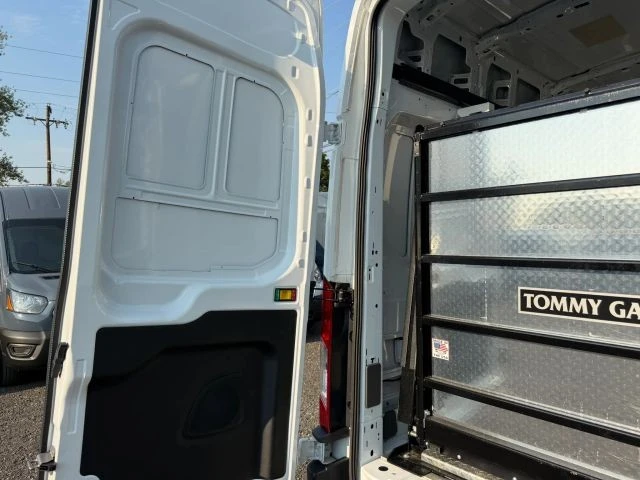 2022 Ford Transit - Image 24 of 31