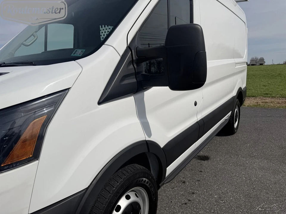 2022 Ford Transit - Image 2 of 12