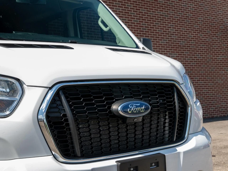 2022 Ford Transit - Image 9 of 31