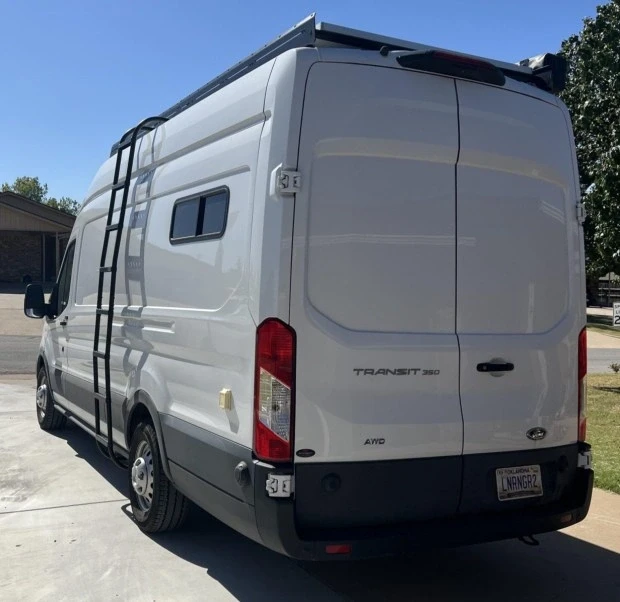 2022 Ford Transit - Image 2 of 9