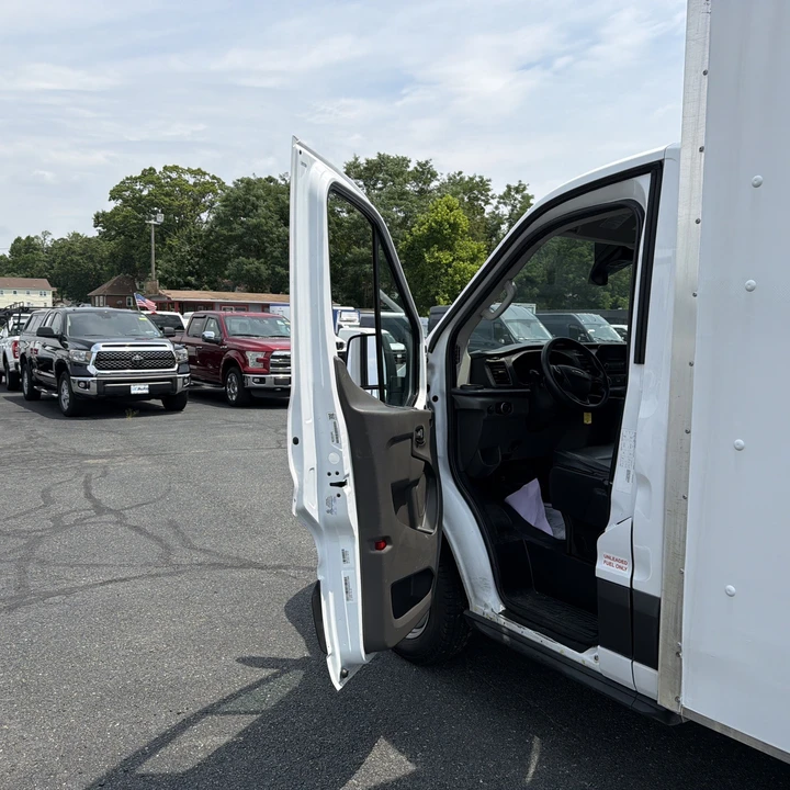 2022 Ford Transit - Image 19 of 28