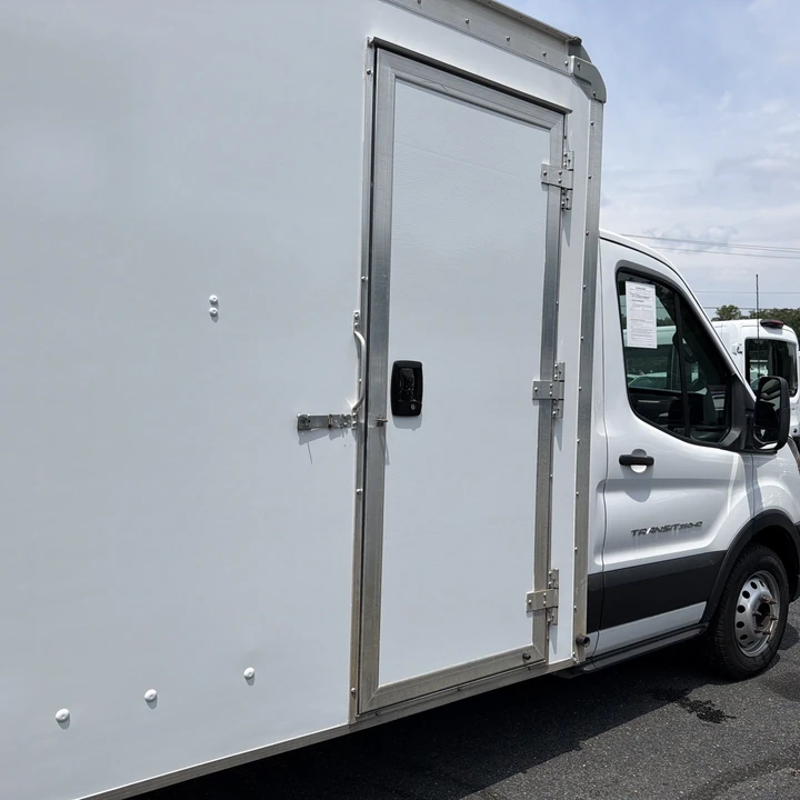 2022 Ford Transit - Image 15 of 28