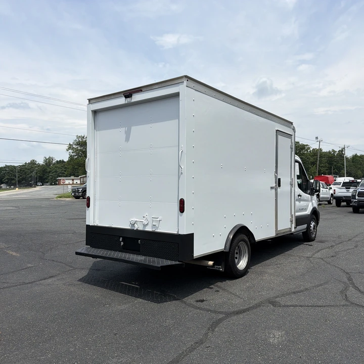 2022 Ford Transit - Image 7 of 28