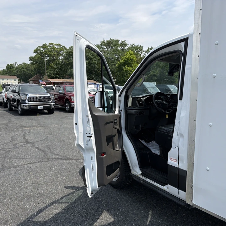 2022 Ford Transit - Image 20 of 28