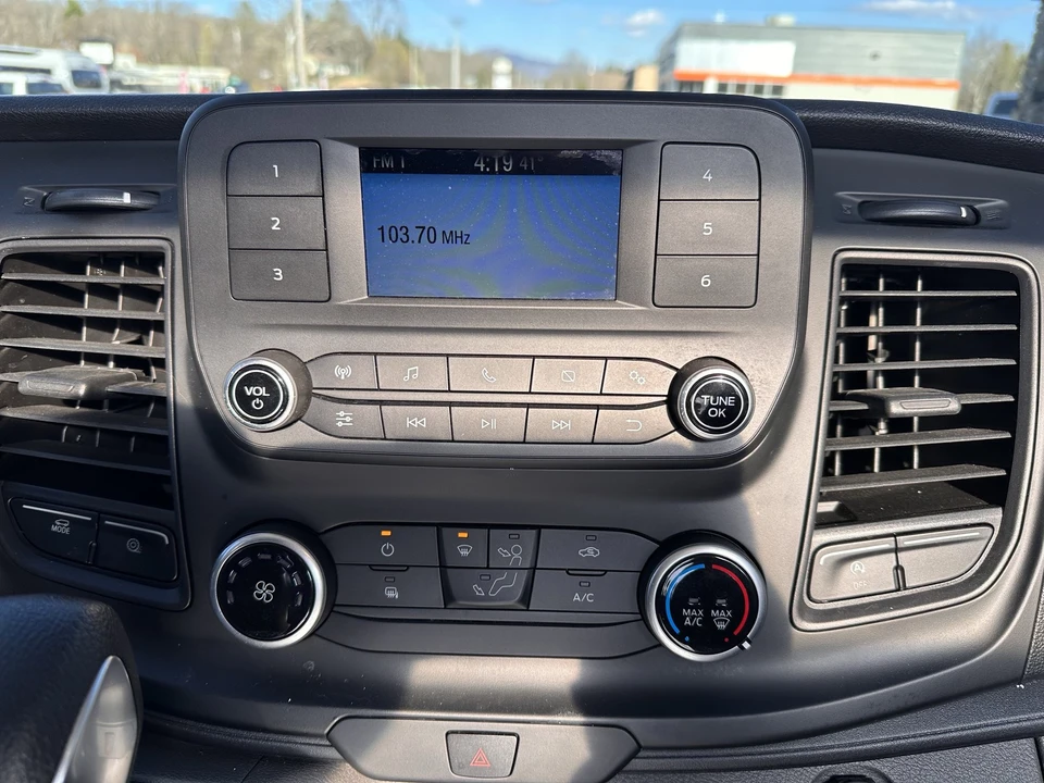 2022 Ford Transit - Image 15 of 18
