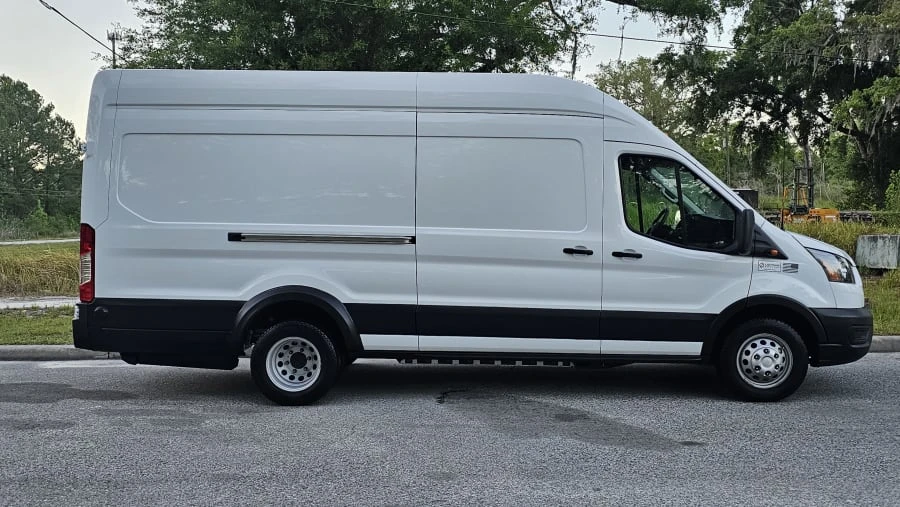 2022 Ford Transit - Image 2 of 30
