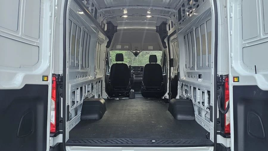 2022 Ford Transit - Image 25 of 30
