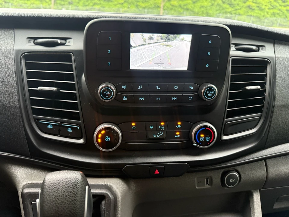 2022 Ford Transit - Image 14 of 21