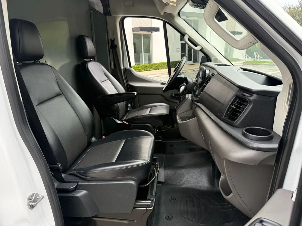 2022 Ford Transit - Image 10 of 21
