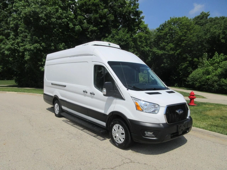 2022 Ford Transit - Image 2 of 31