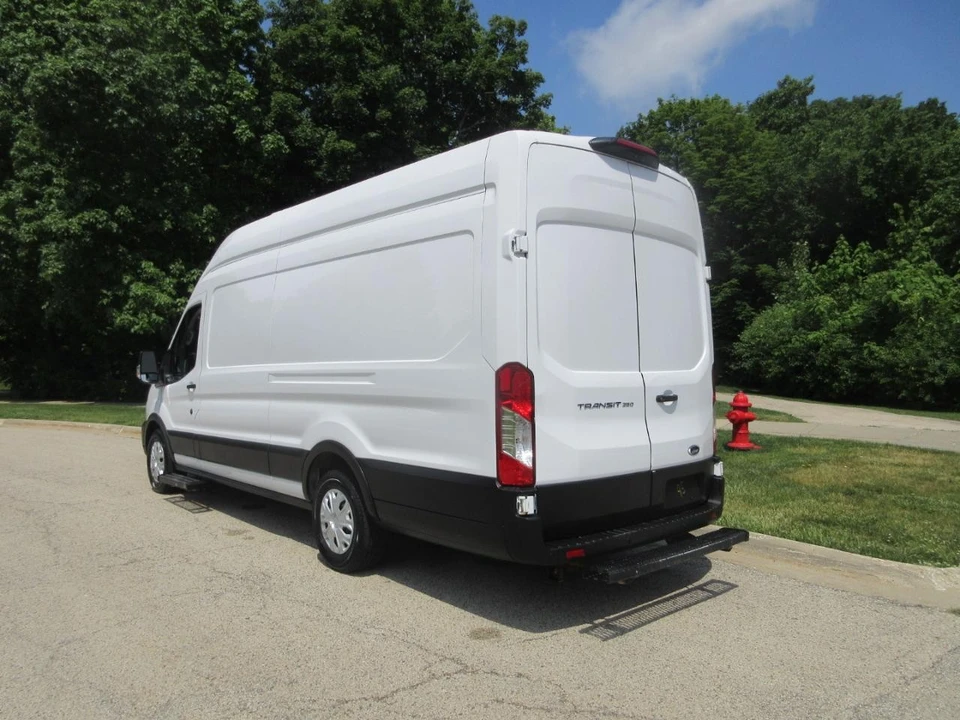 2022 Ford Transit - Image 28 of 31