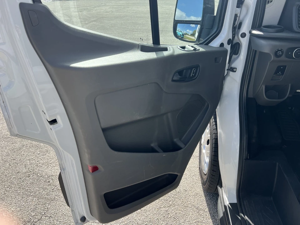 2022 Ford Transit Connect - Image 8 of 21