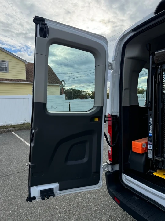 2022 Ford Transit - Image 9 of 21