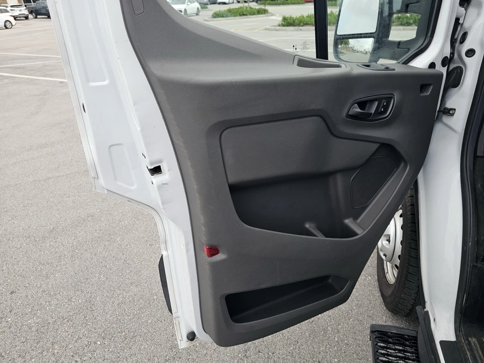 2022 Ford Transit - Image 17 of 31