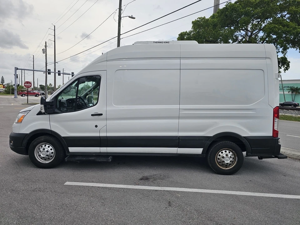 2022 Ford Transit - Image 2 of 31