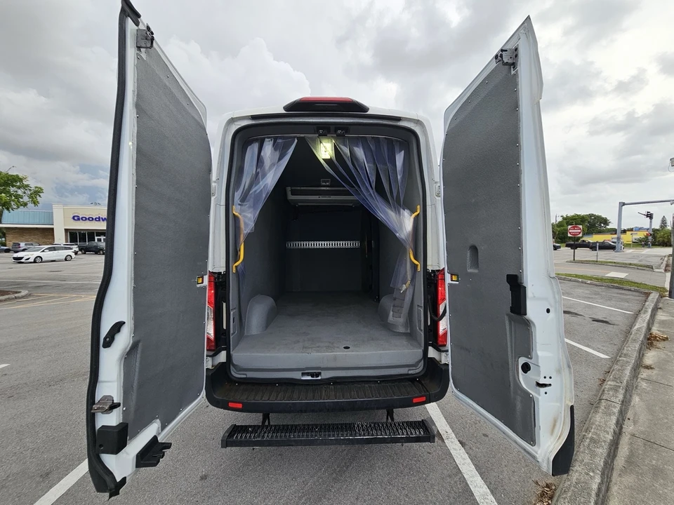 2022 Ford Transit - Image 27 of 31