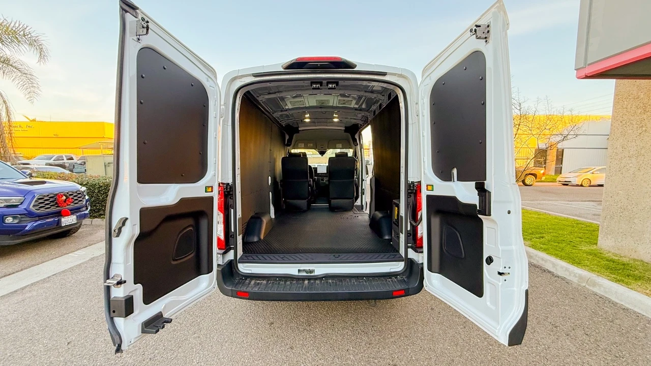 2022 Ford Transit - Image 9 of 21