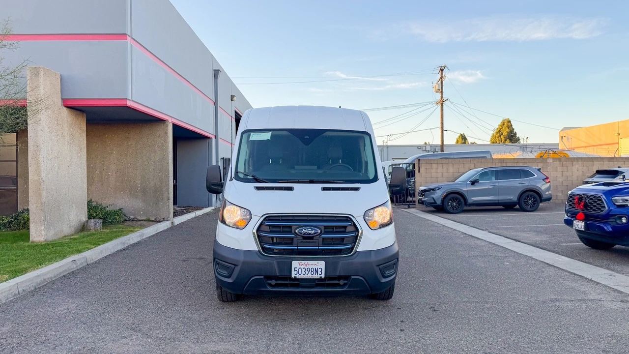 2022 Ford Transit - Image 2 of 21