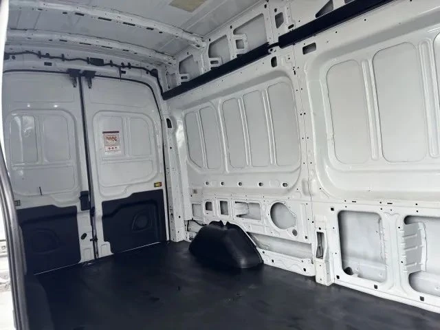 2022 Ford Transit - Image 8 of 12