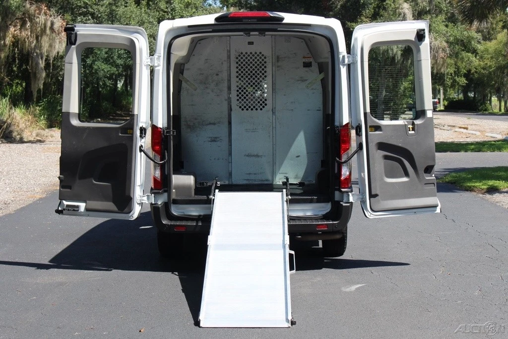 2022 Ford Transit - Image 2 of 24
