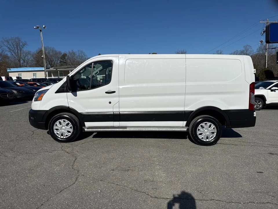 2022 Ford Transit Connect - Image 2 of 21