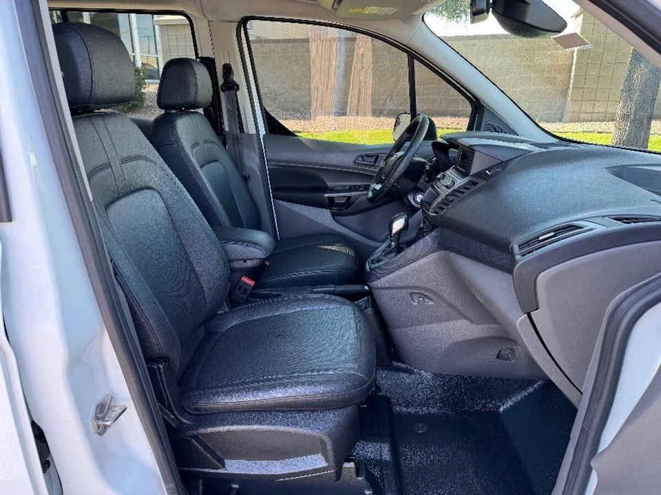 2022 Ford Transit Connect - Image 9 of 16
