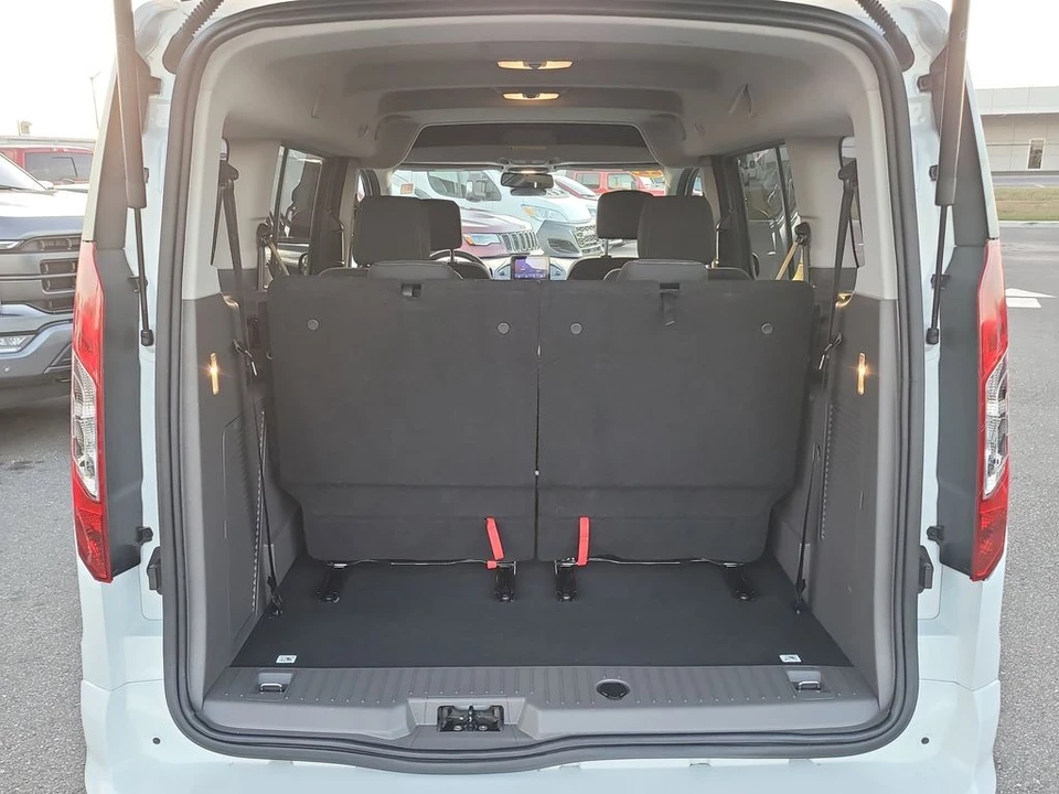 2022 Ford Transit Connect - Image 8 of 12