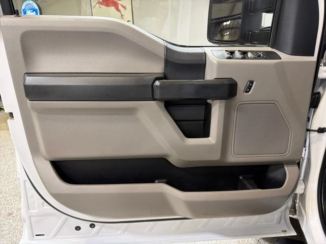 2022 Ford Super Duty 4th Gen - Image 16 of 21