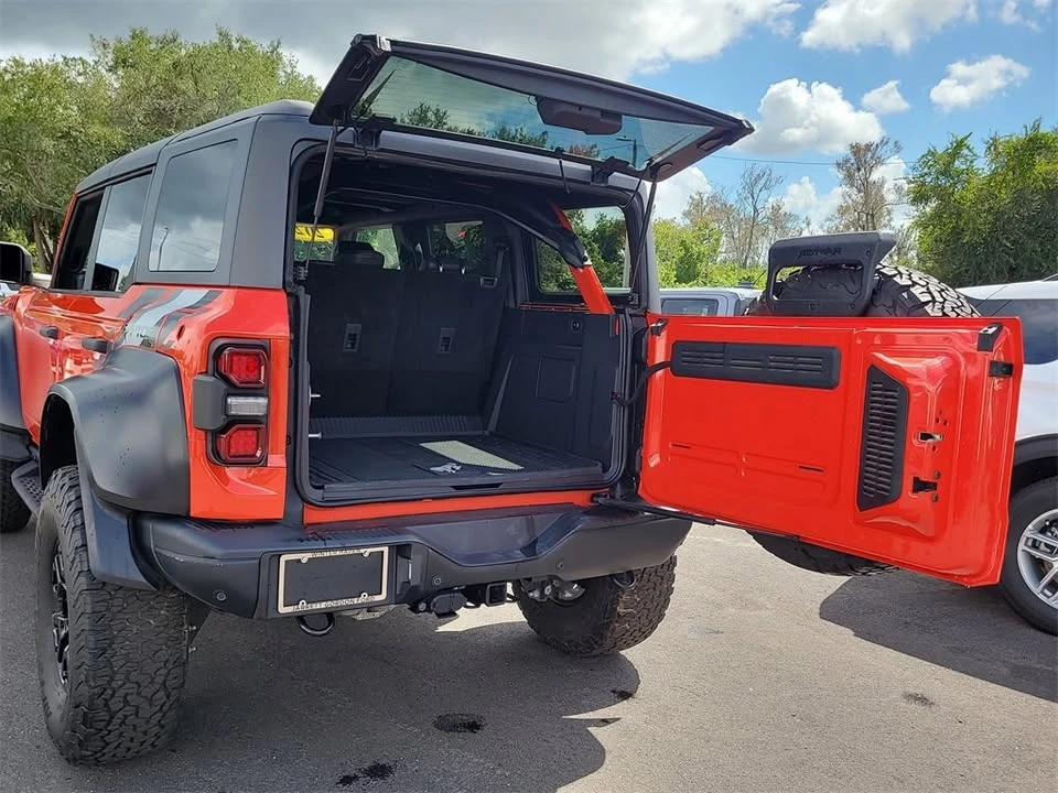 2022 Ford Bronco Raptor 6th Gen - Image 7 of 8