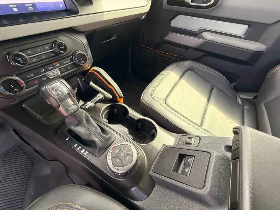 2022 Ford Bronco 6th Gen - Image 9 of 11