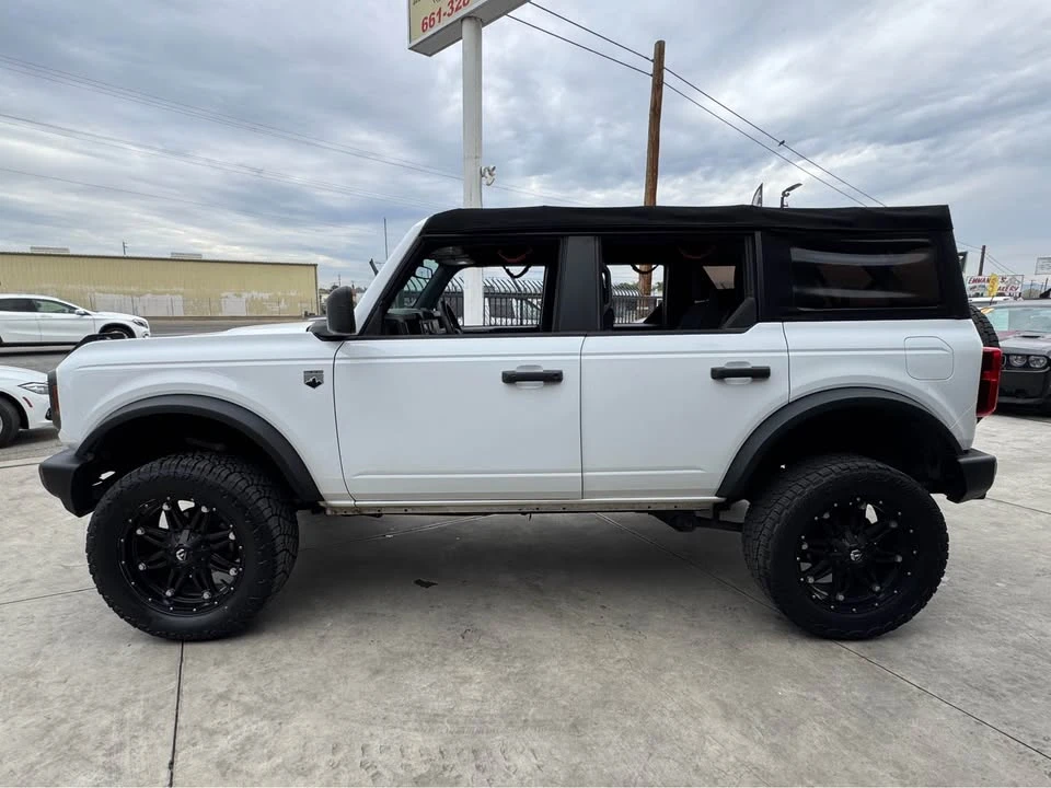 2022 Ford Bronco 6th Gen - Image 12 of 15