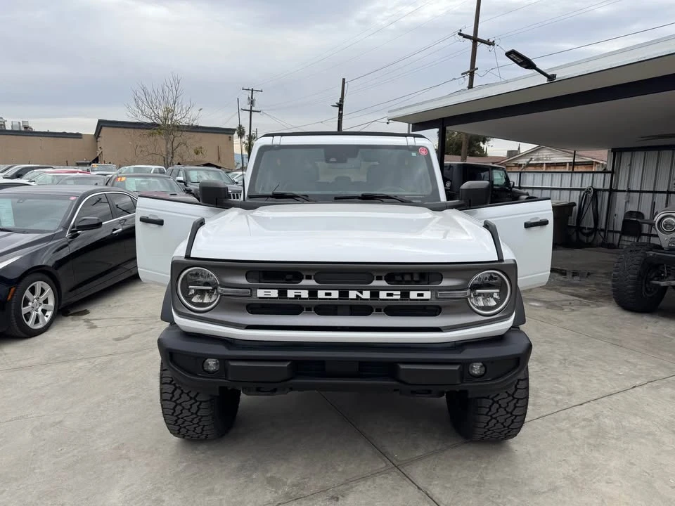 2022 Ford Bronco 6th Gen - Image 3 of 15