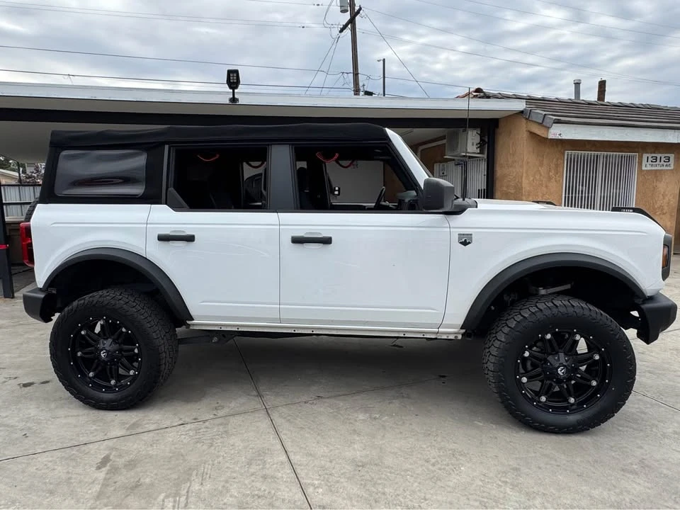 2022 Ford Bronco 6th Gen - Image 6 of 15