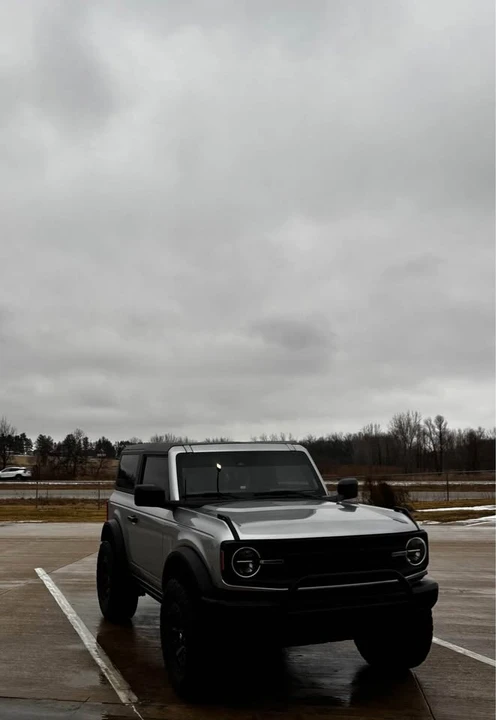2022 Ford Bronco 6th Gen - Image 2 of 4
