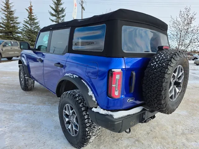 2022 Ford Bronco 6th Gen - Image 4 of 13