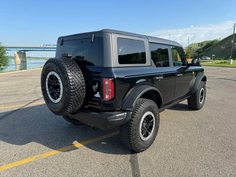 2022 Ford Bronco 6th Gen - Image 3 of 14