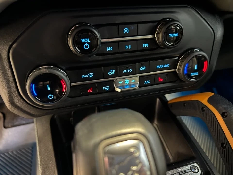 2022 Ford Bronco 6th Gen - Image 6 of 14